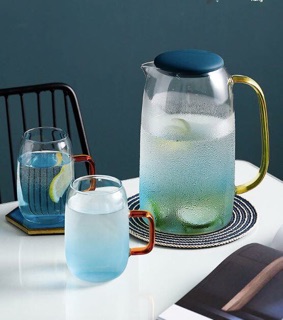 bình nước đại dương xanh