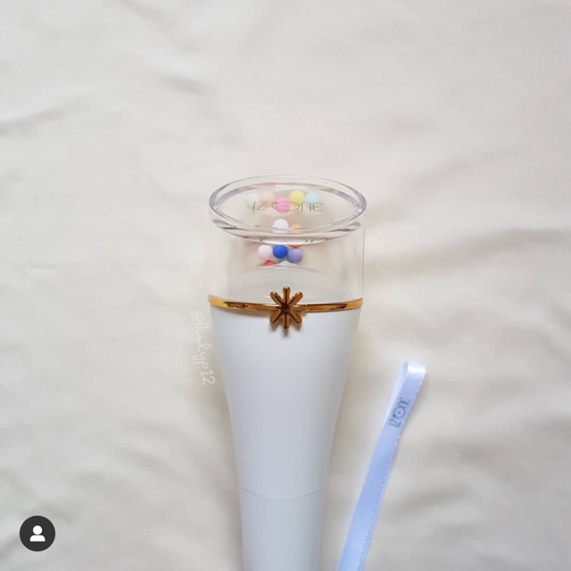 LIGHT STICK IZONE OFFICIAL