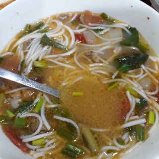 Bún khô sản xuất thủ công