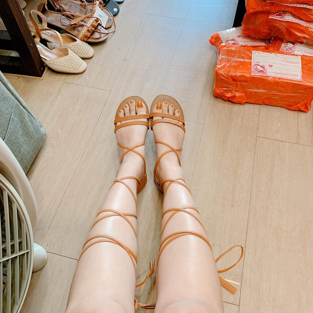 Giày Sandal Cột Dây Tua Rua