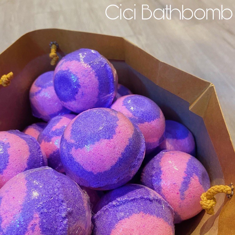 Bom tắm kẹo ngọt (Candy Bath Bomb)