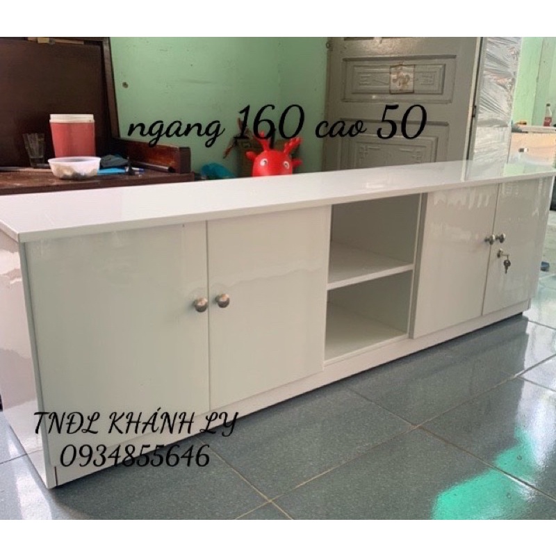 Kệ tivi nhựa đài loan ngang 160 cao 50 4 cánh