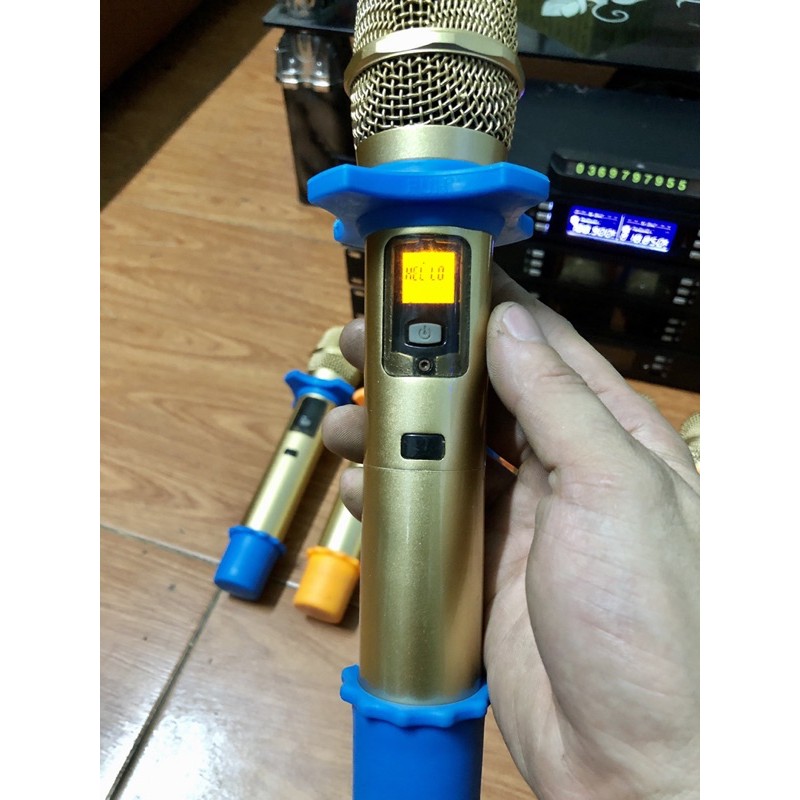 Micro không dây 6 số hàng bãi