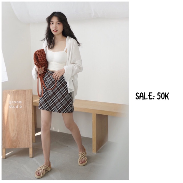 Chân váy kẻ dáng A