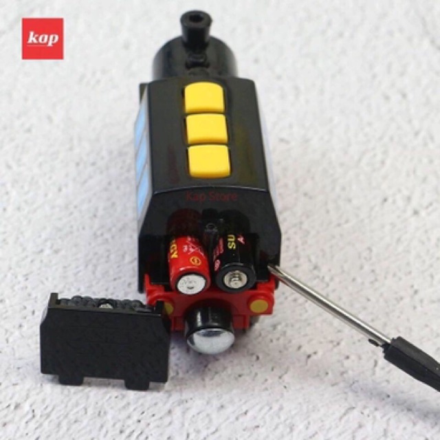 Xe lửa điện cổ điển (xe không kèm theo đường ray) - xe chơi được trên đường ray xe lửa gỗ