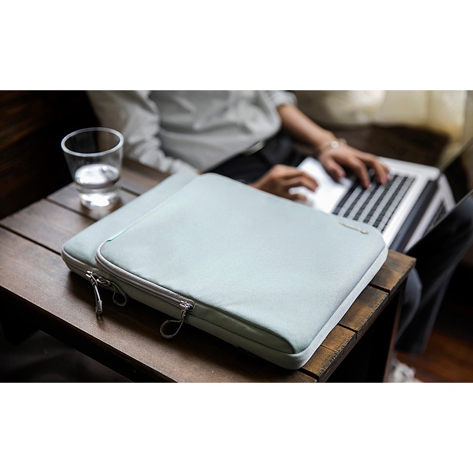 Túi Xách Chống Sốc TOMTOC 360° Protection Premium For MACBOOK PRO/AIR 13/13.3/15/16inch Gray - H13
