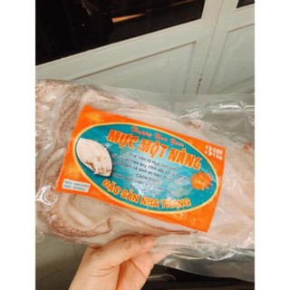 Mực 1 nắng 3 con kg (giao tphcm)