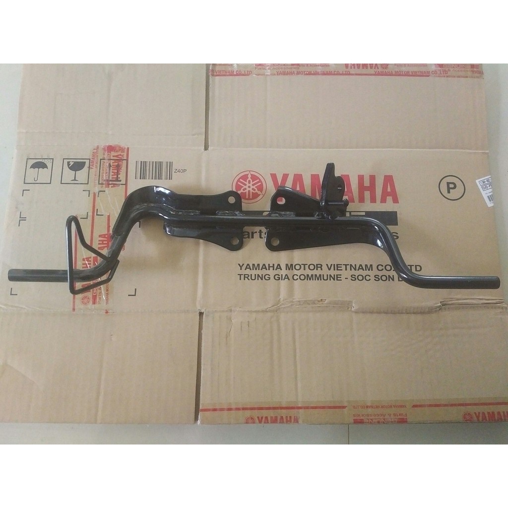 Gác chân giữa Sirius FI chính hãng Yamaha