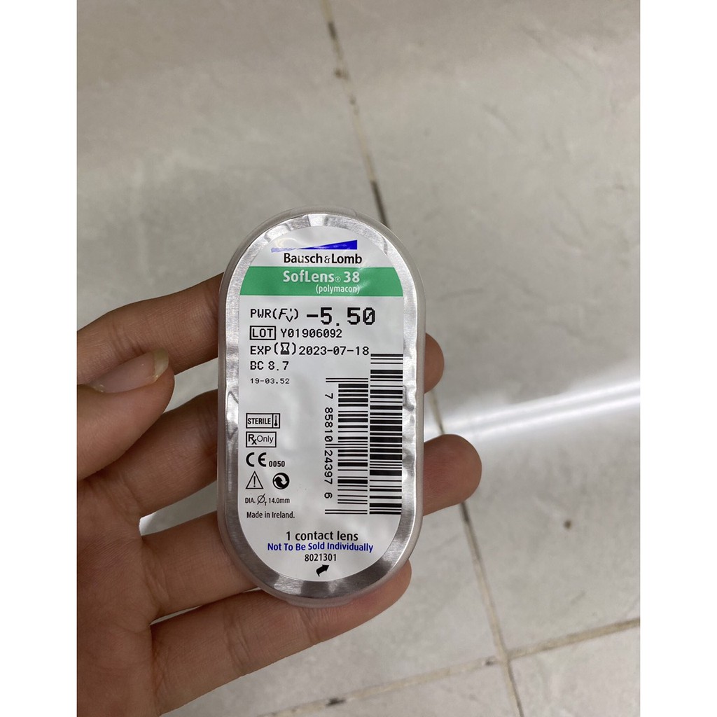 Lens Soflens 38 3 month Bausch &amp; Lomb không màu, lens dùng 3 tháng Mỹ- DIA:14mm- cận từ -1 độ đến -9 độ- Tặng khay.