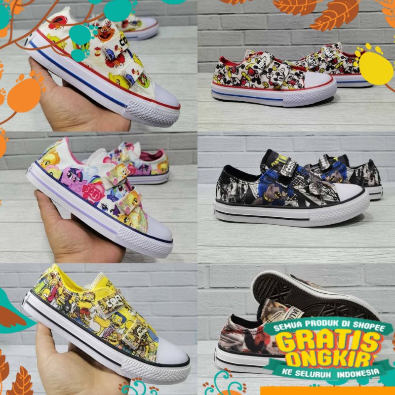 Giày Thể Thao CONVERSE Họa Tiết Ngôi Sao Màu Trắng Đen / Xanh Lá / Vàng SIZE 21-35 Thời Trang Cho Bé