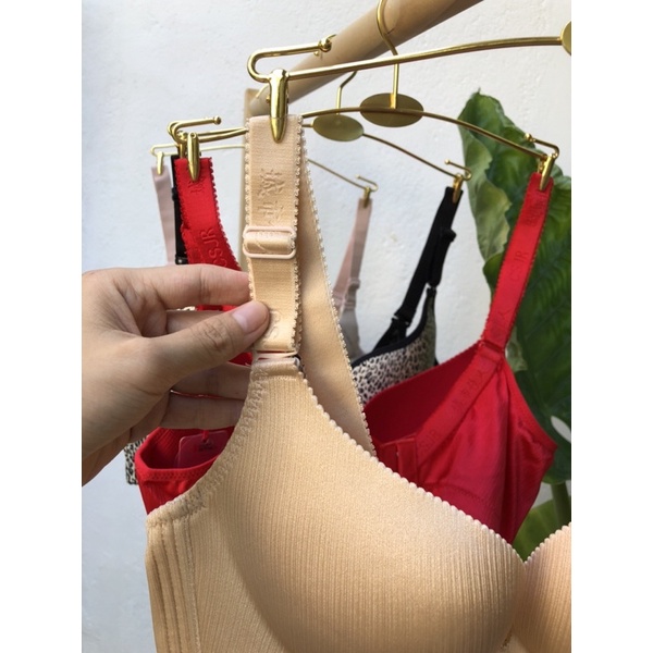 Áo su đúc không gọng mút mỏng lộn xộn xuất dư Quảng Châu