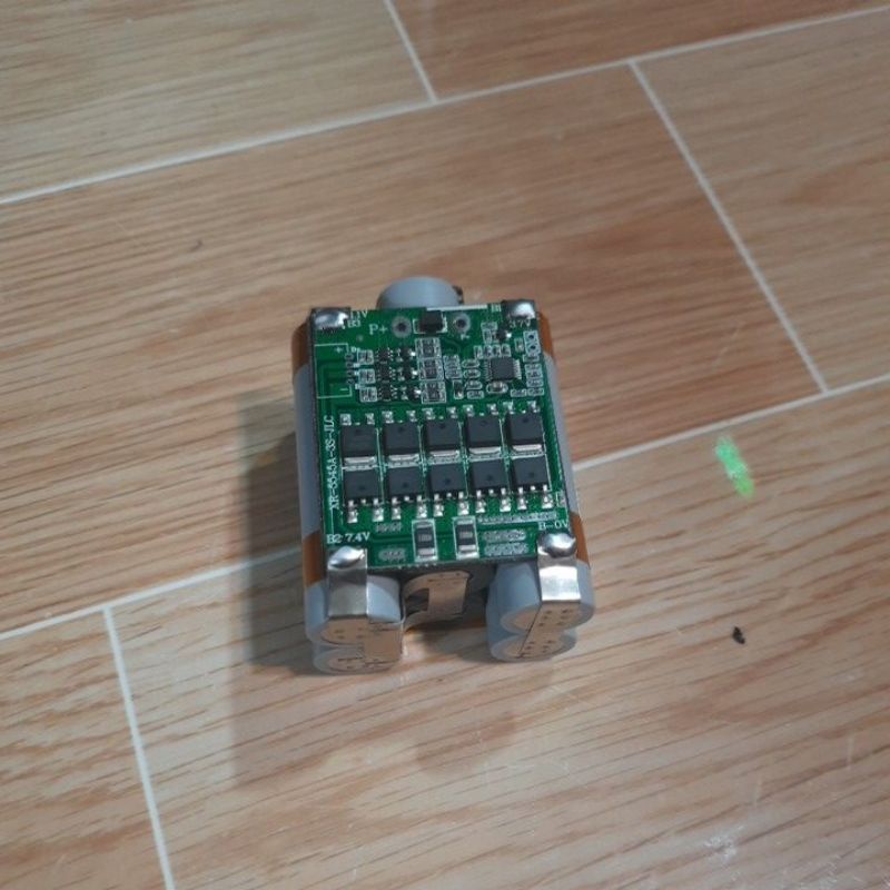 Pin  black & decker