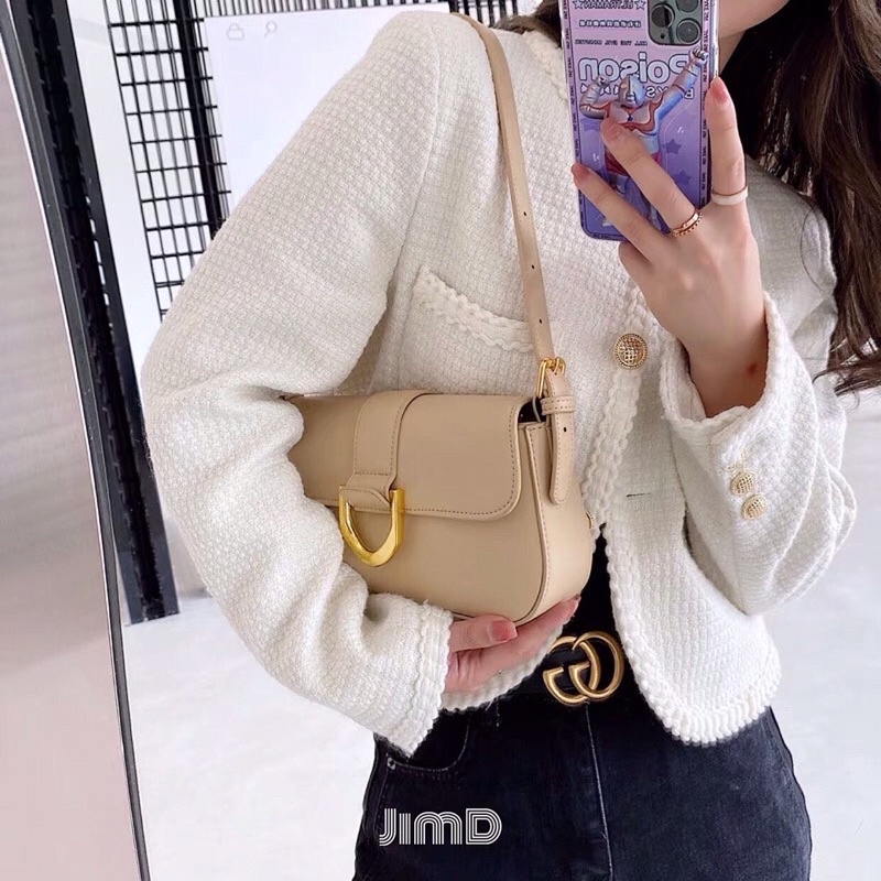 Túi đeo kẹp nách\đeo chéo da trơn khoá nam châm - MB001