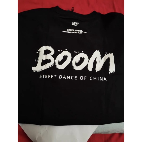 Áo Boom sản phẩm chính hãng của bước nhảy đường phố mùa 4 siêu mê