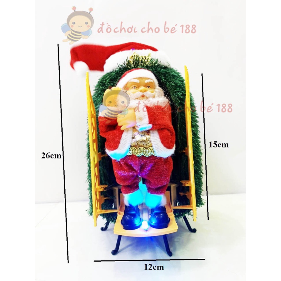 Một ông già Noel dễ thương sẽ ra khỏi cửa chào đón đêm noen kèm nhạc