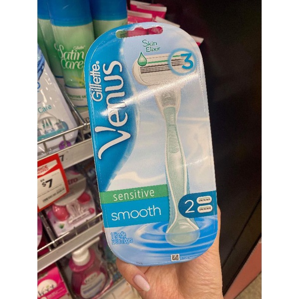 Dao cạo Gillette Venus Smooth Sensitve 3 lưỡi dao( 1 cây+2 đầu lưỡi)