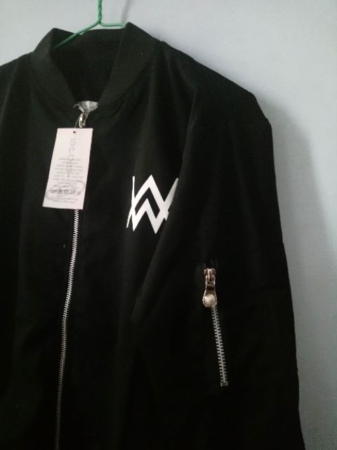 Áo khoác bomber Alan Walker