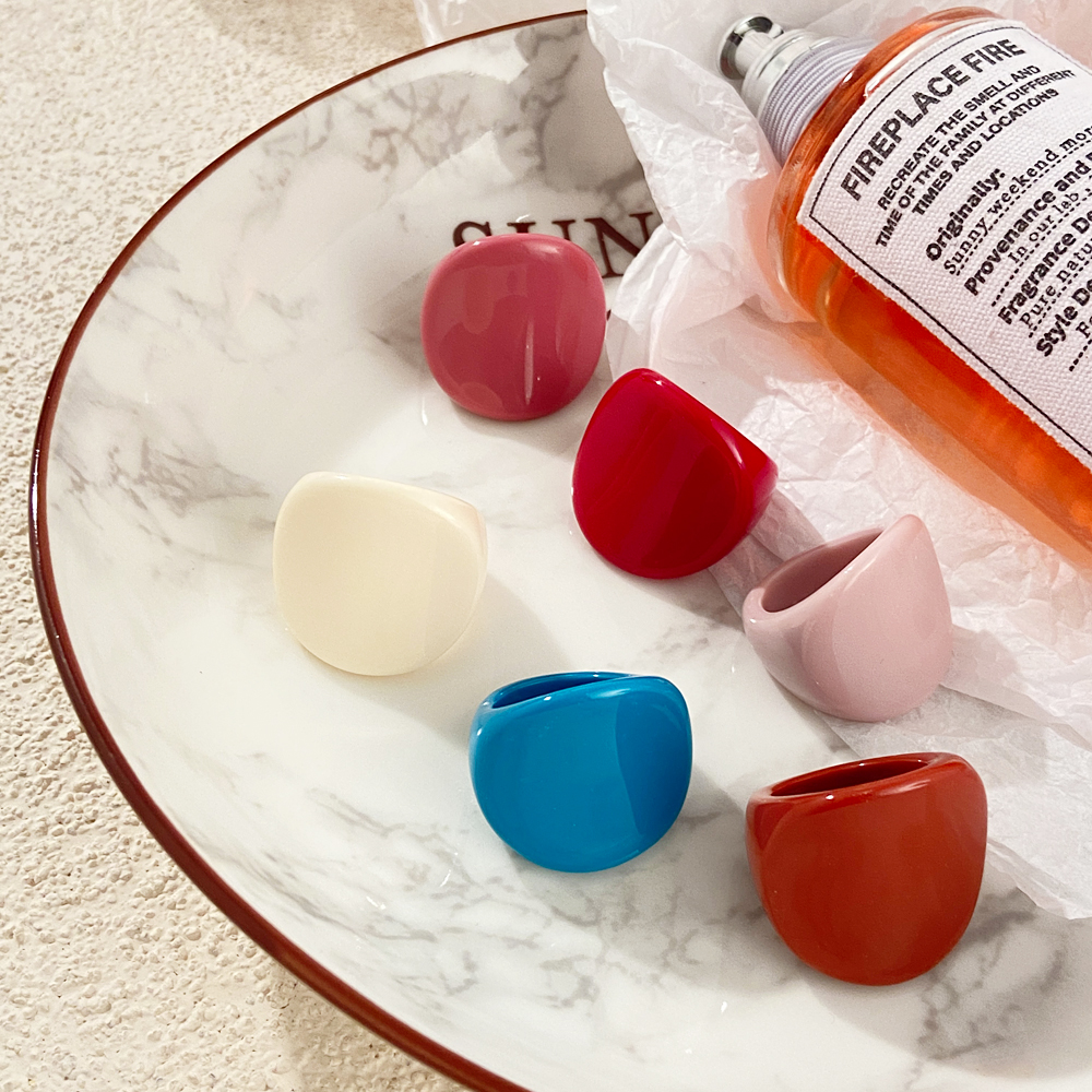 Nhẫn Nhựa Resin Phong Cách Cổ Điển Cho Nữ
