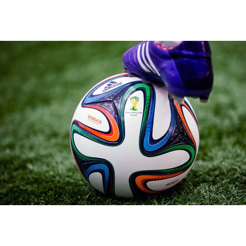 Quả bóng đá WC 2014 Brazil Size 4+ 5, bóng đá đúc WC mẫu mới nhất + Tặng kim bơm, túi lưới Bảo Hành Da 12 Tháng