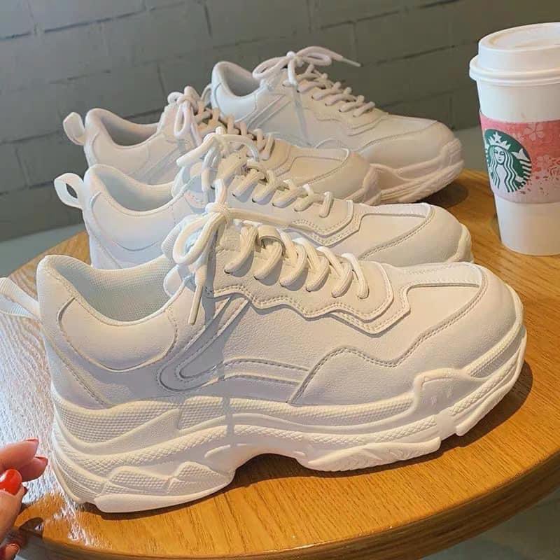 GIÀY SNEAKER NỮ TRẮNG ĐỘN ĐẾ KIỂU DÁNG HÀN QUỐC MẪU HOT | BigBuy360 - bigbuy360.vn
