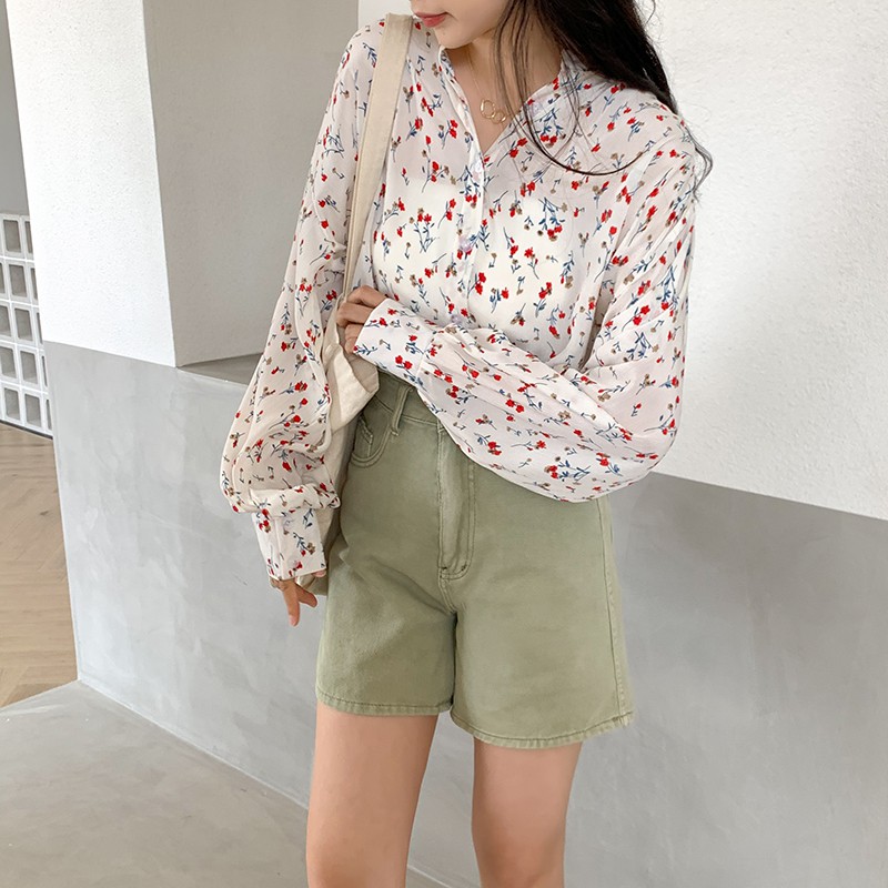 LEEVA - Áo voan trắng tay bo nút gài A075