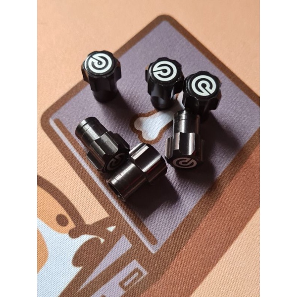 Nắp van bánh xe gắn oto xe máy các loại