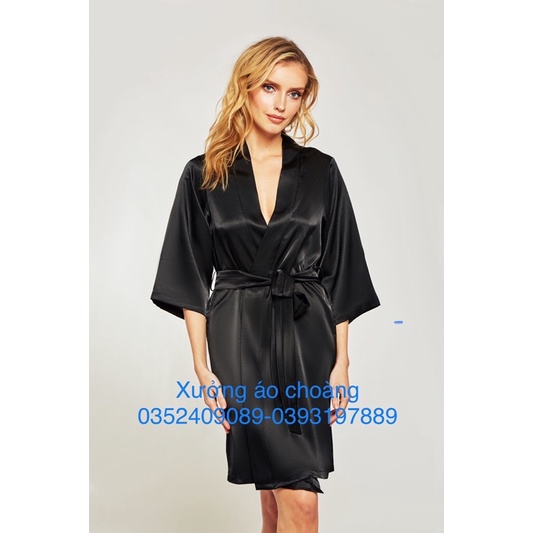 Áo choàng lụa salon-makeup-spa-studio màu đen