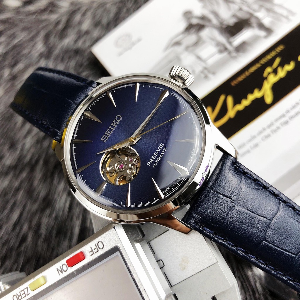 Đồng hồ nam Seiko presage blue moon SSA405J1