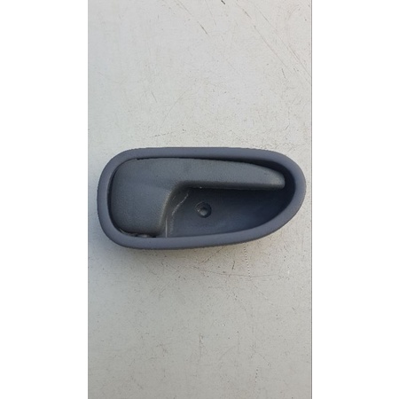 Tay mở cửa trong xe ô tô tải KIA 1,4 tấn K3000,K2700, K165,K190 K250