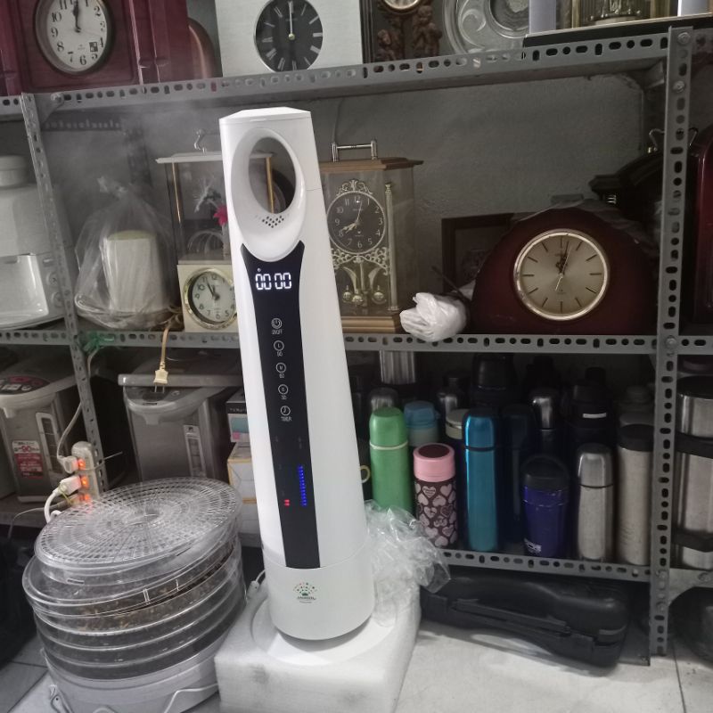 Máy phun sương bù ẩm, xông tinh dầu Nhật Bản nội địa, phím cảm ứng, màn hình điện tử sang trọng