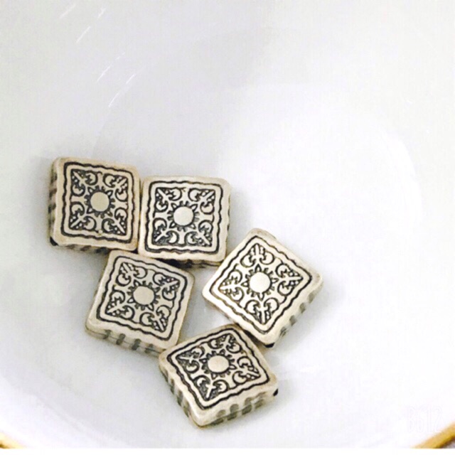 Charm bạc vuông - MH030