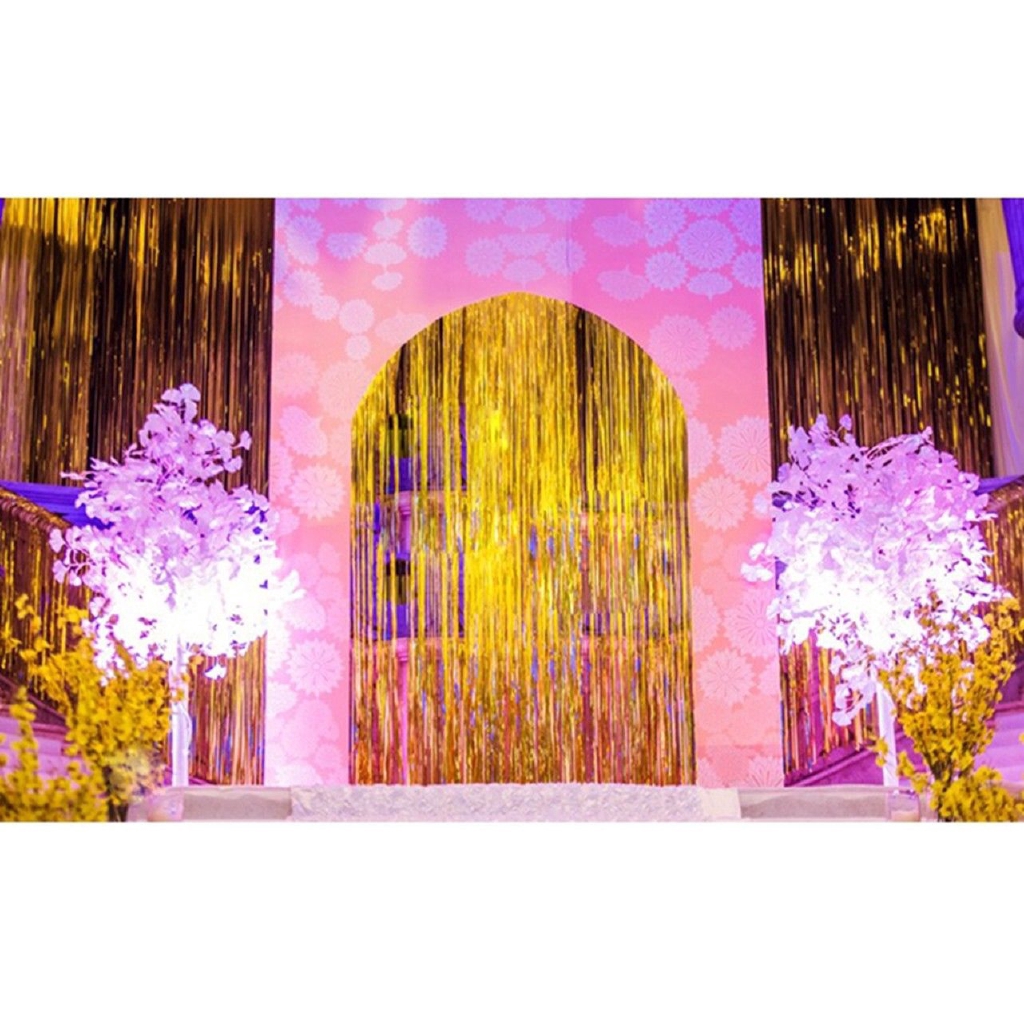 Rèm ánh kim phối tua rua nhiều màu sắc