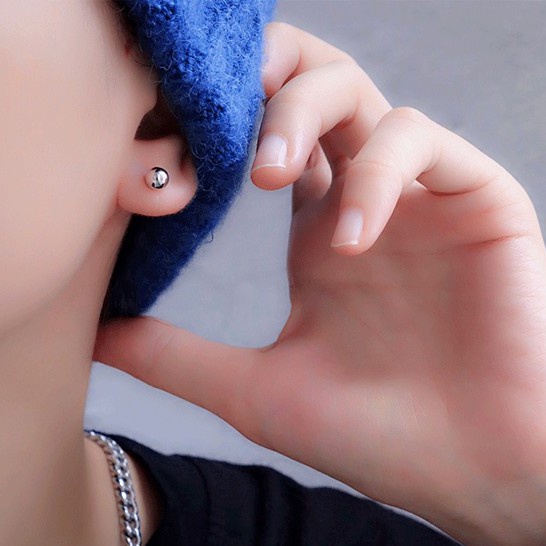 Khuyên Tai Thép Titan Hình Quả Tạ T423 Thời Trang Hàn Quốc