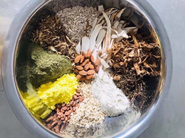 Bột tắm trắng thuốc bắc hand made 500g | BigBuy360 - bigbuy360.vn
