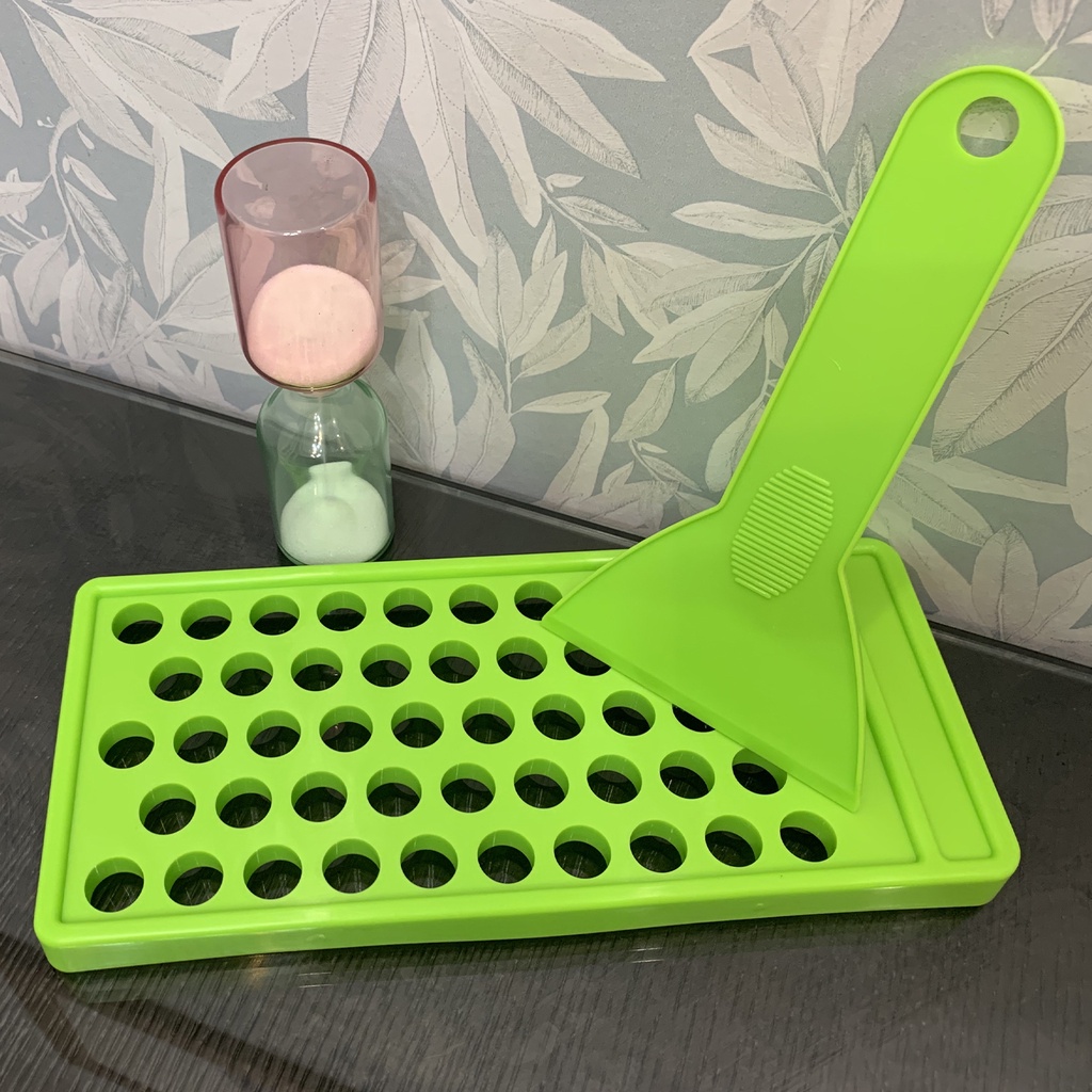 1 Bộ Khay Làm Son Dưỡng Bằng Nhựa Chống Biến Dạng DIY