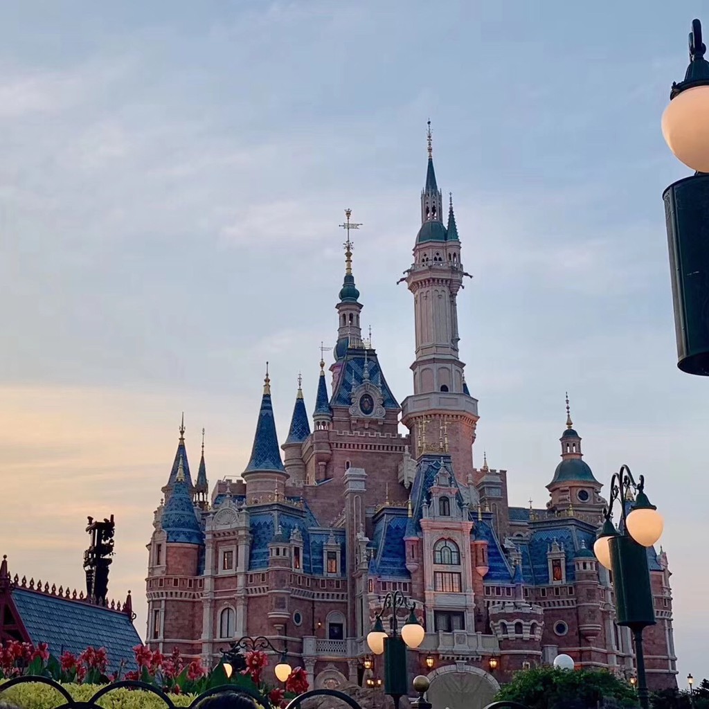 Korean famous women's wear