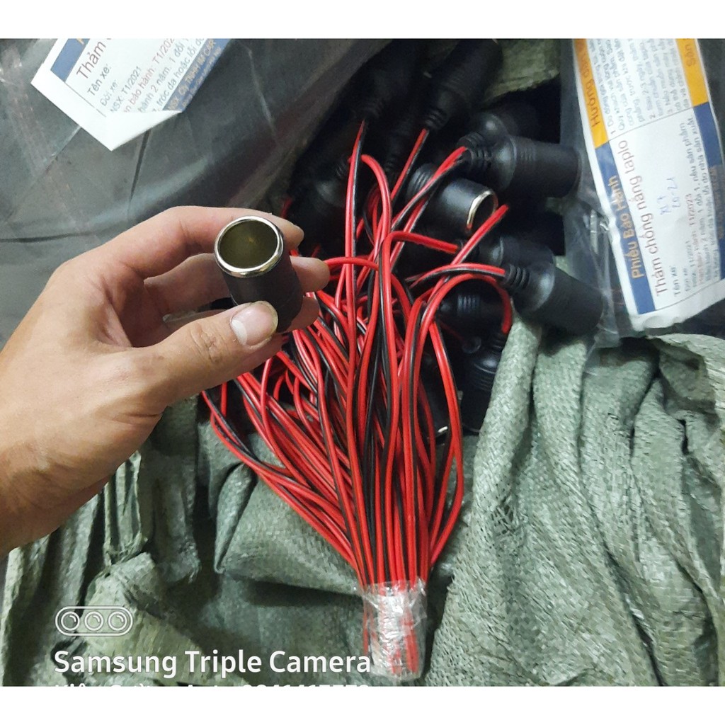 Ổ cắm tẩu sạc đầu cái trên Oto ổ thêm tẩu cho camera hành trình 12V-24V 10A | BigBuy360 - bigbuy360.vn