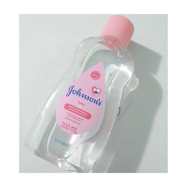 Dầu mát-xa và dưỡng ẩm Johnson's baby Oil 50ml/200ml