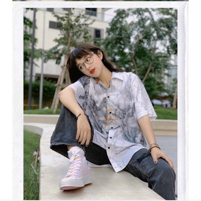 Áo SƠ MI uzzlang form rộng cổ bẻ tay ngắn - sơ mi họa tiết thiên thần vân đá unisex
