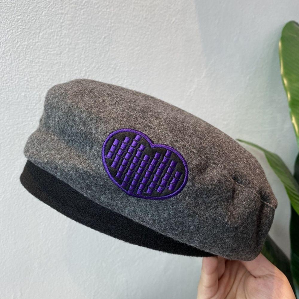 Mũ Beret Anh Quốc Thêu Họa Tiết Trái Tim Harajuku Punk Mùa Đông