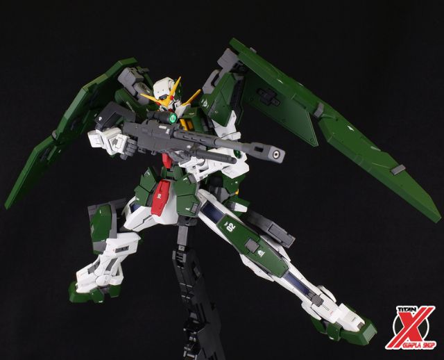 Mô hình MG Dynames Gundam Bandai