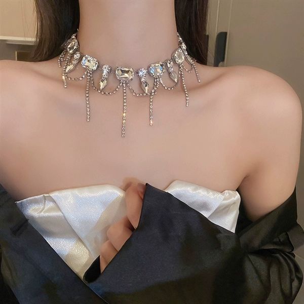 Dây Chuyền Đính Kim Cương Sang Trọng Phong Cách Âu Mỹ