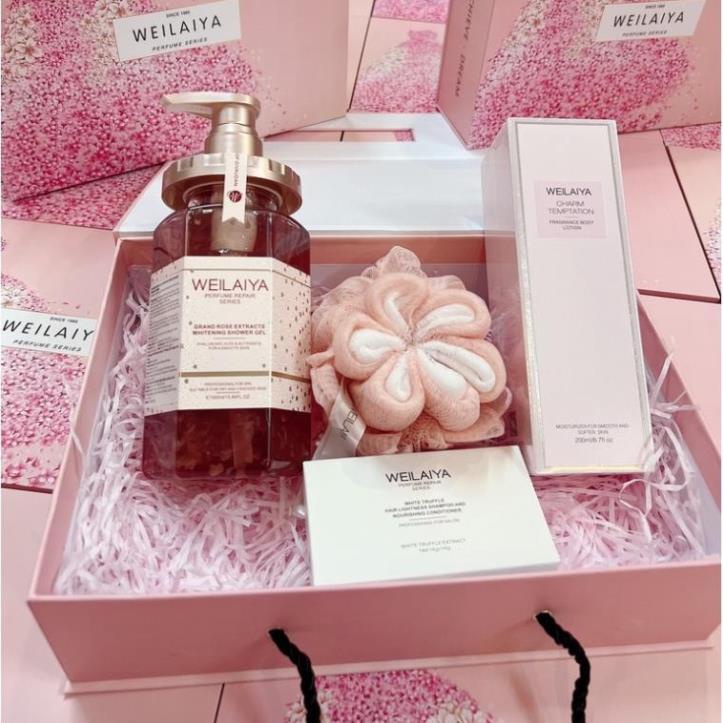 Set quà Sữa tắm và dưỡng thể Weilaiya hương nước hoa. Tặng bông tắm và mini dầu phục hồi nấm truffle | BigBuy360 - bigbuy360.vn