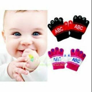 Găng tay xỏ ngón cho bé ( từ 9 tháng đến 3 tuổi)
