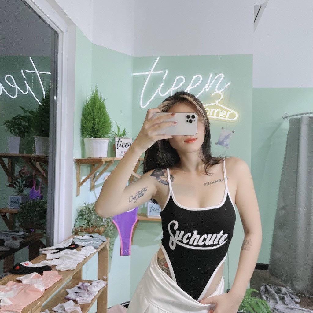 Áo thun nữ 2 dây bodysuit dáng croptop in chữ  xinh