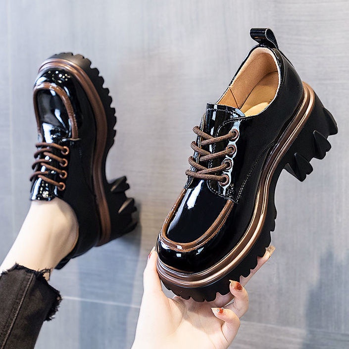 French vintage shoes Women's shoes 2022 New Autumn British style Black shoes thick-soled Love shoes single shoes