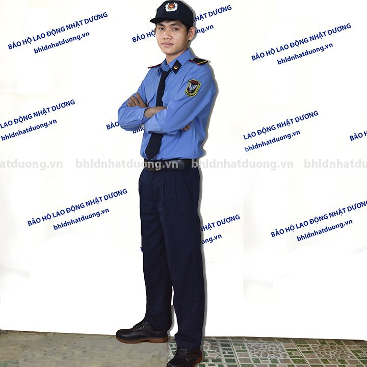 Đồng phục bảo vệ dài tay có logo bảo vê  không phụ kiện áo vải ford quần kaki thành công - DT01