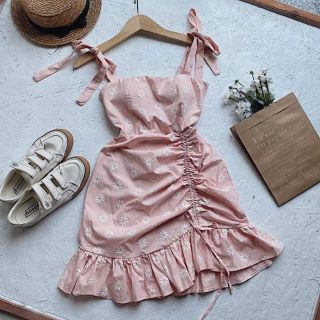 Daisy dress