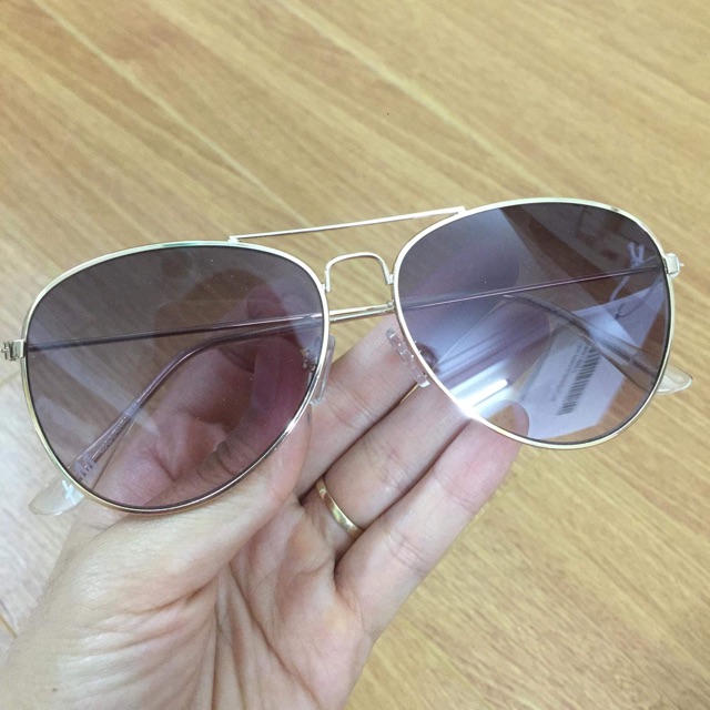 Kính H&M xách tay Balan