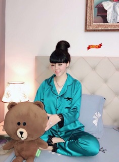 Bộ ngủ phi lụa tay dài, quần dài